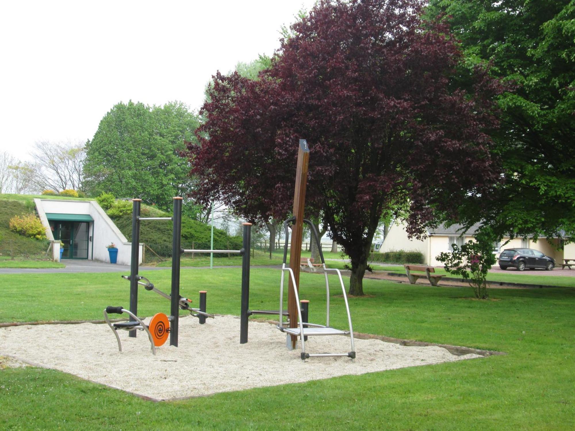 Village De Gites De L'Anse De Moidrey Exterior foto